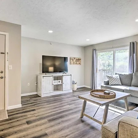 Pet-Friendly Branson Condo With Shared Pool! Exterior photo